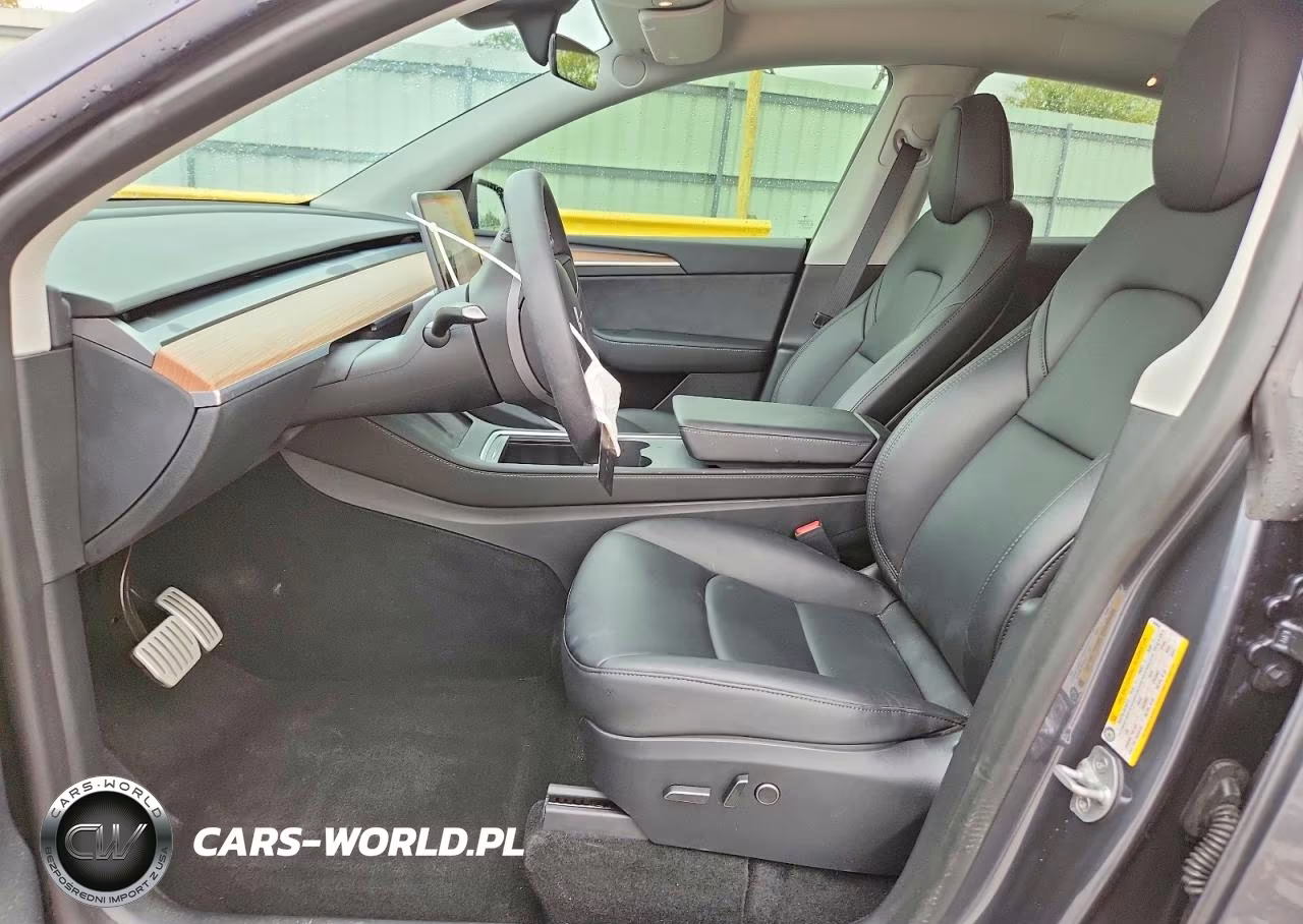 2023 Tesla Model Y VIN:7SAYGDEF5PF945494 - 7