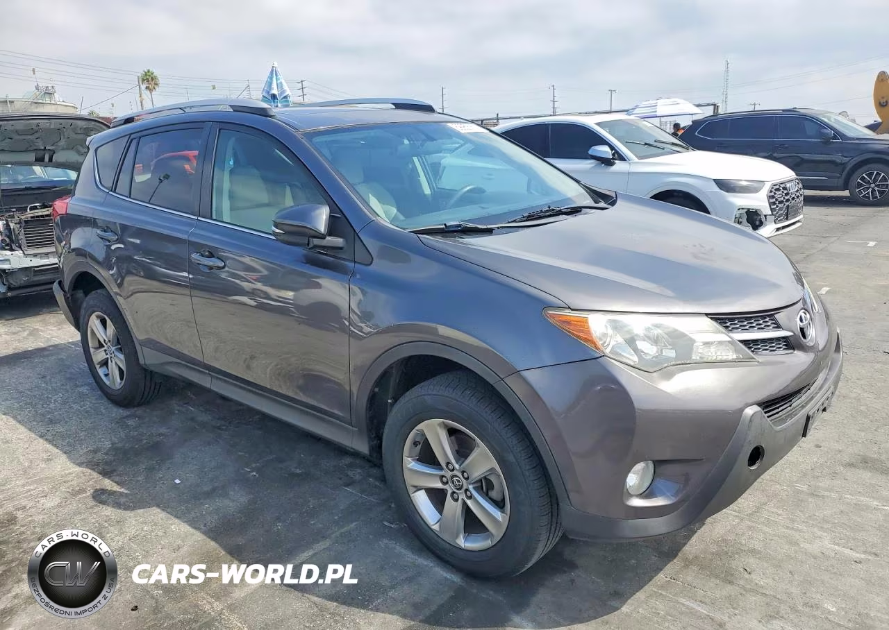 2015 Toyota Rav4 Xle VIN:2T3WFREV5FW135433 - 4