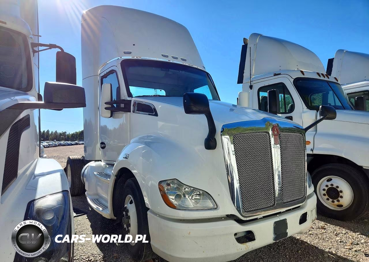 2015 Kenworth T680 Semi Truck VIN:1XKYA48X6FJ462482 - 4