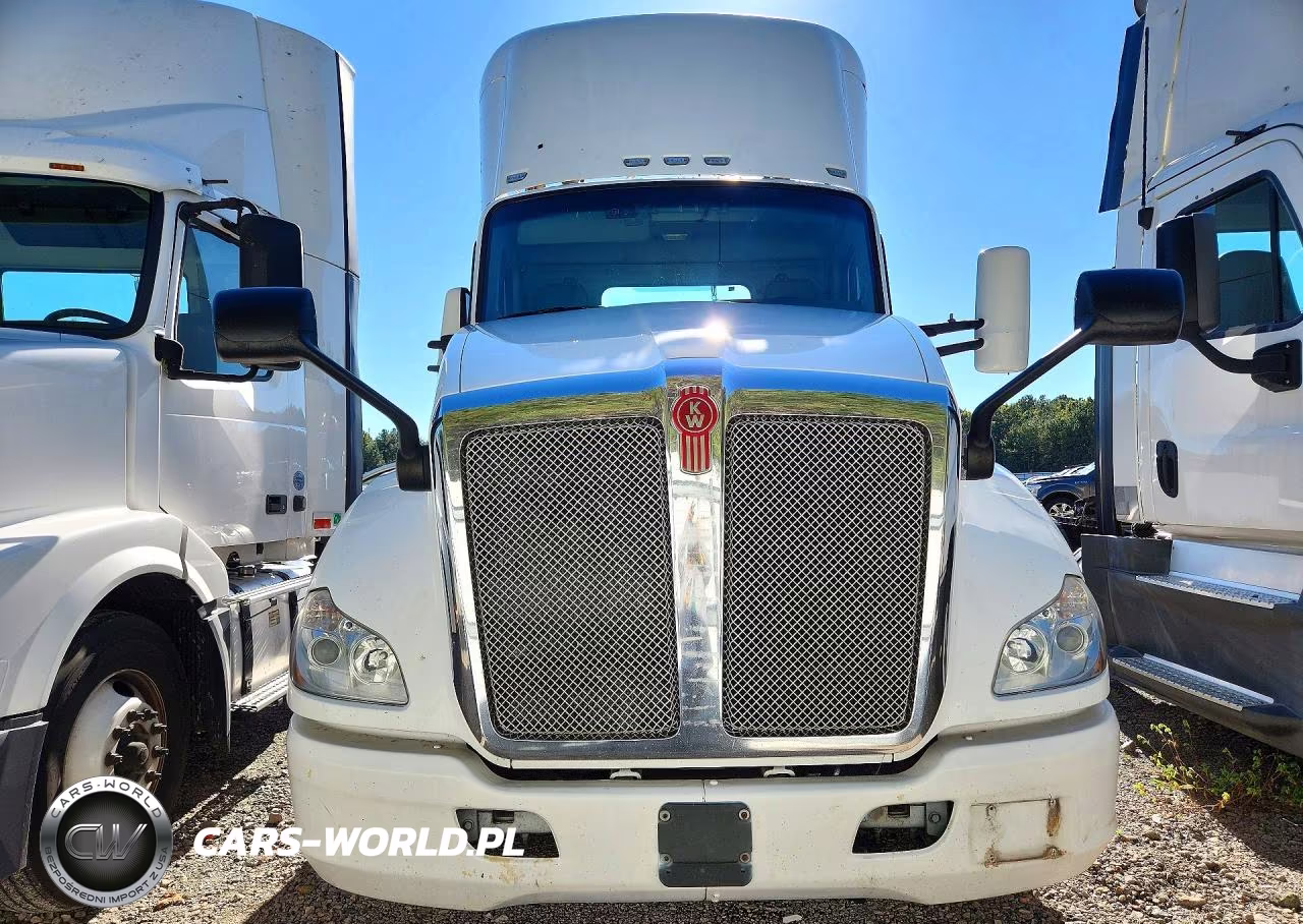 2015 Kenworth T680 Semi Truck VIN:1XKYA48X6FJ462482 - 5