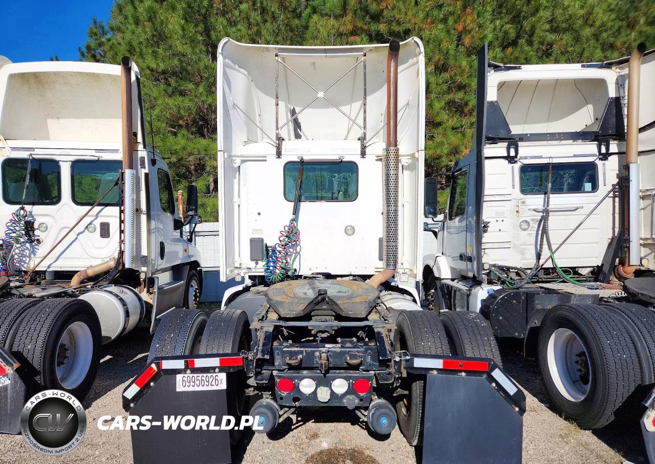 2015 Kenworth T680 Semi Truck VIN:1XKYA48X6FJ462482 - 6