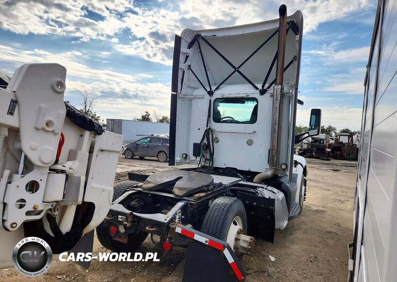 2018 Peterbilt 579 Semi Truck VIN:1XPBA48X5JD478034 - 3