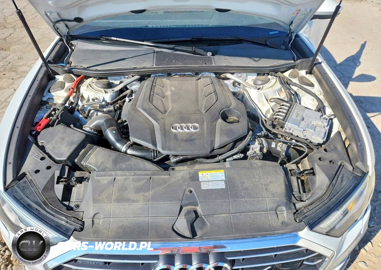 2022 Audi A6 Premium Plus VIN:WAUL2BF29NN061611 - 11
