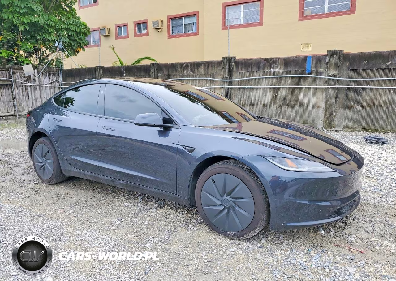 2026 Tesla Model 3 VIN:5YJ3E1EA4TF162807 - 4