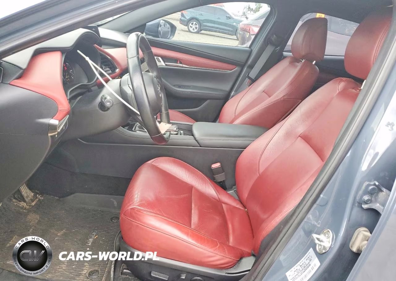 2020 Mazda 3 Premium VIN:JM1BPANM3L1157834 - 7