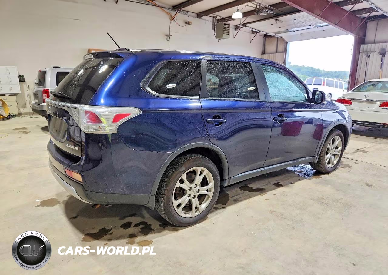 2015 Mitsubishi Outlander Se VIN:JA4AZ3A3XFZ000994 - 3