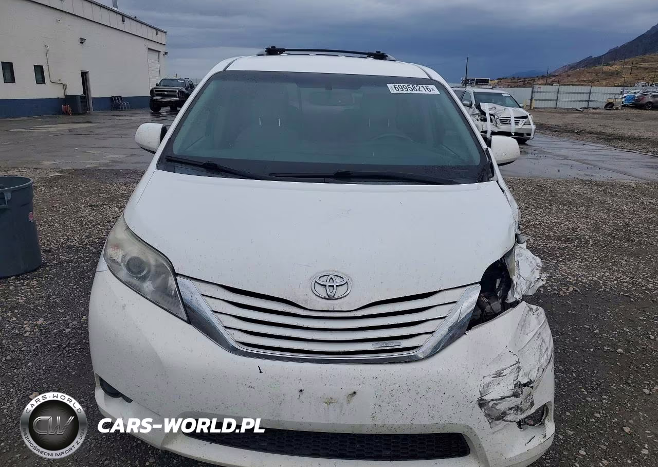 2015 Toyota Sienna Le VIN:5TDKK3DC8FS620559 - 5