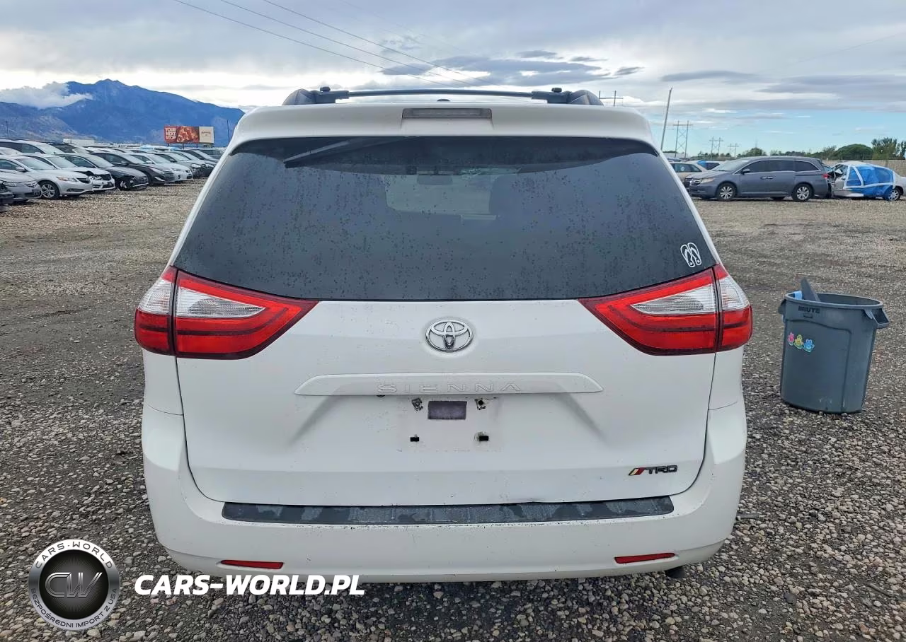 2015 Toyota Sienna Le VIN:5TDKK3DC8FS620559 - 6