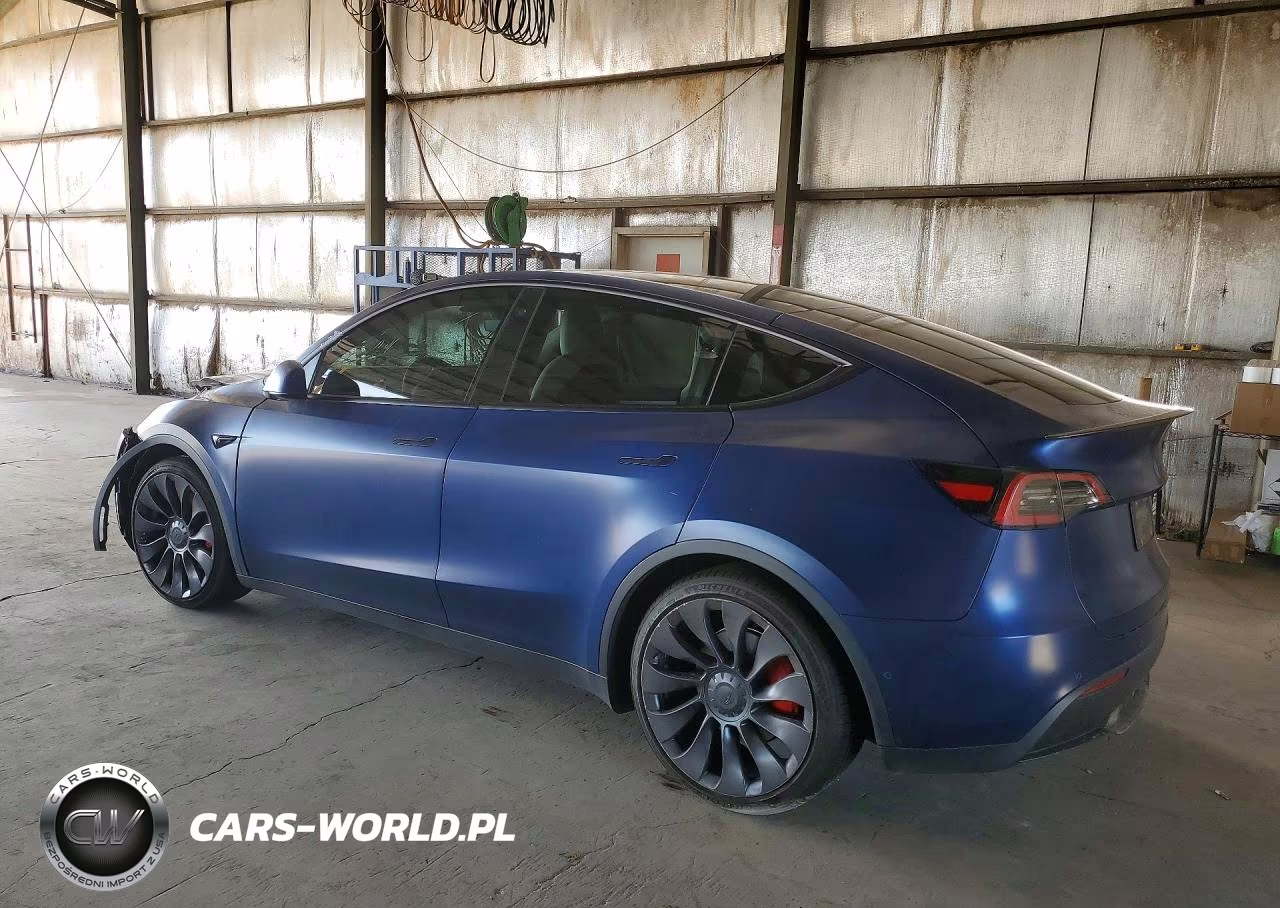 2021 Tesla Model Y VIN:5YJYGDEFXMF245656 - 2