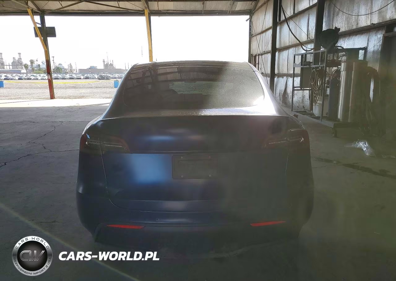 2021 Tesla Model Y VIN:5YJYGDEFXMF245656 - 6