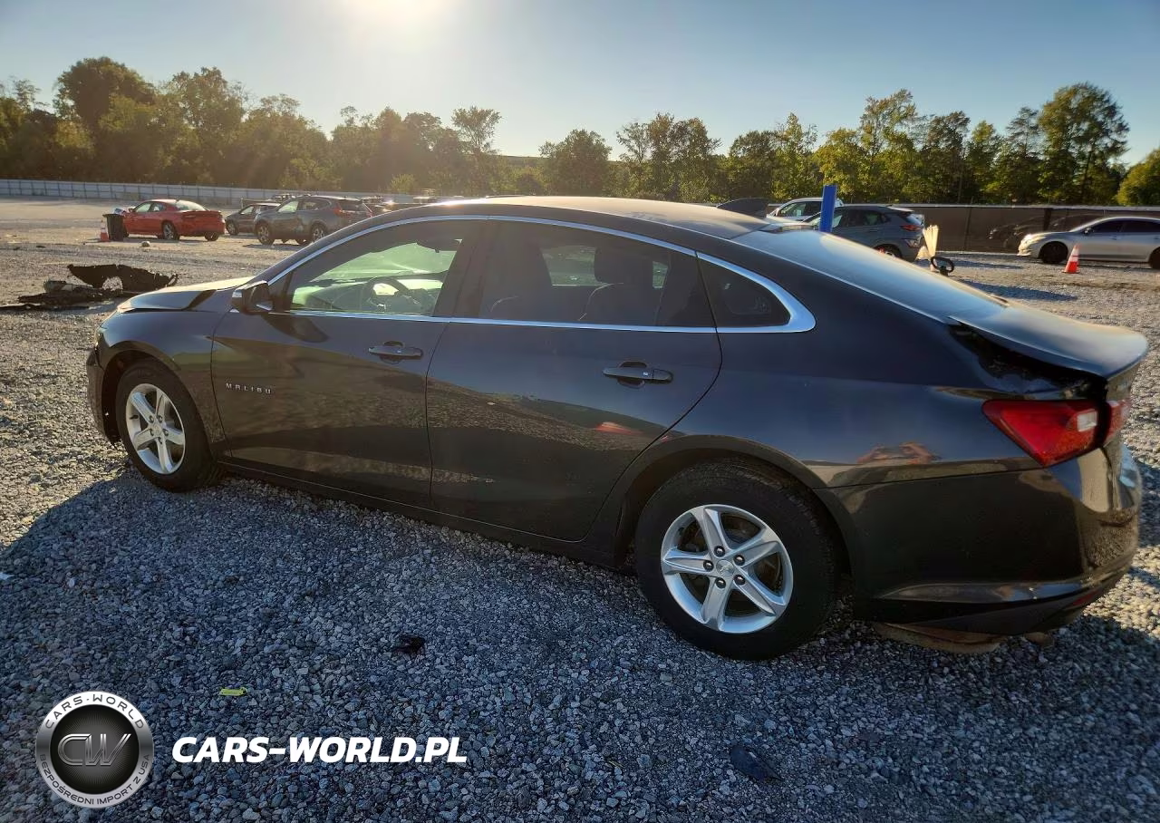 2016 Chevrolet Malibu Lt VIN:1G1ZE5ST0GF268107 - 2
