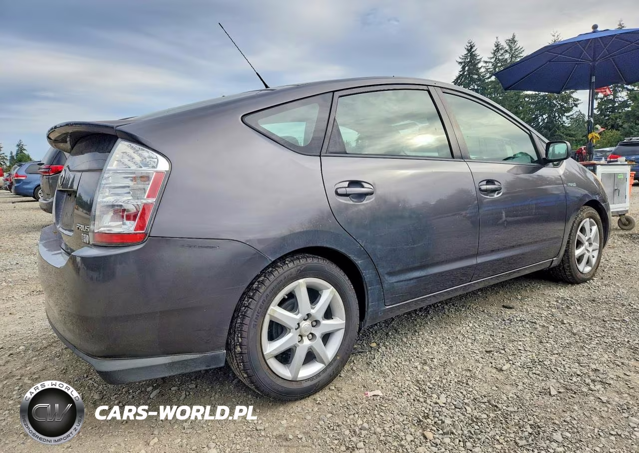 2007 Toyota Prius Touring VIN:JTDKB20U973216441 - 3