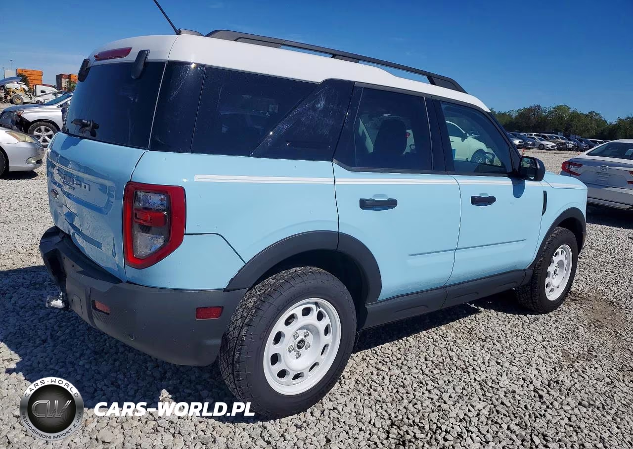 2025 Ford Bronco Sport Heritage VIN:3FMCR9GN2SRF53465 - 3