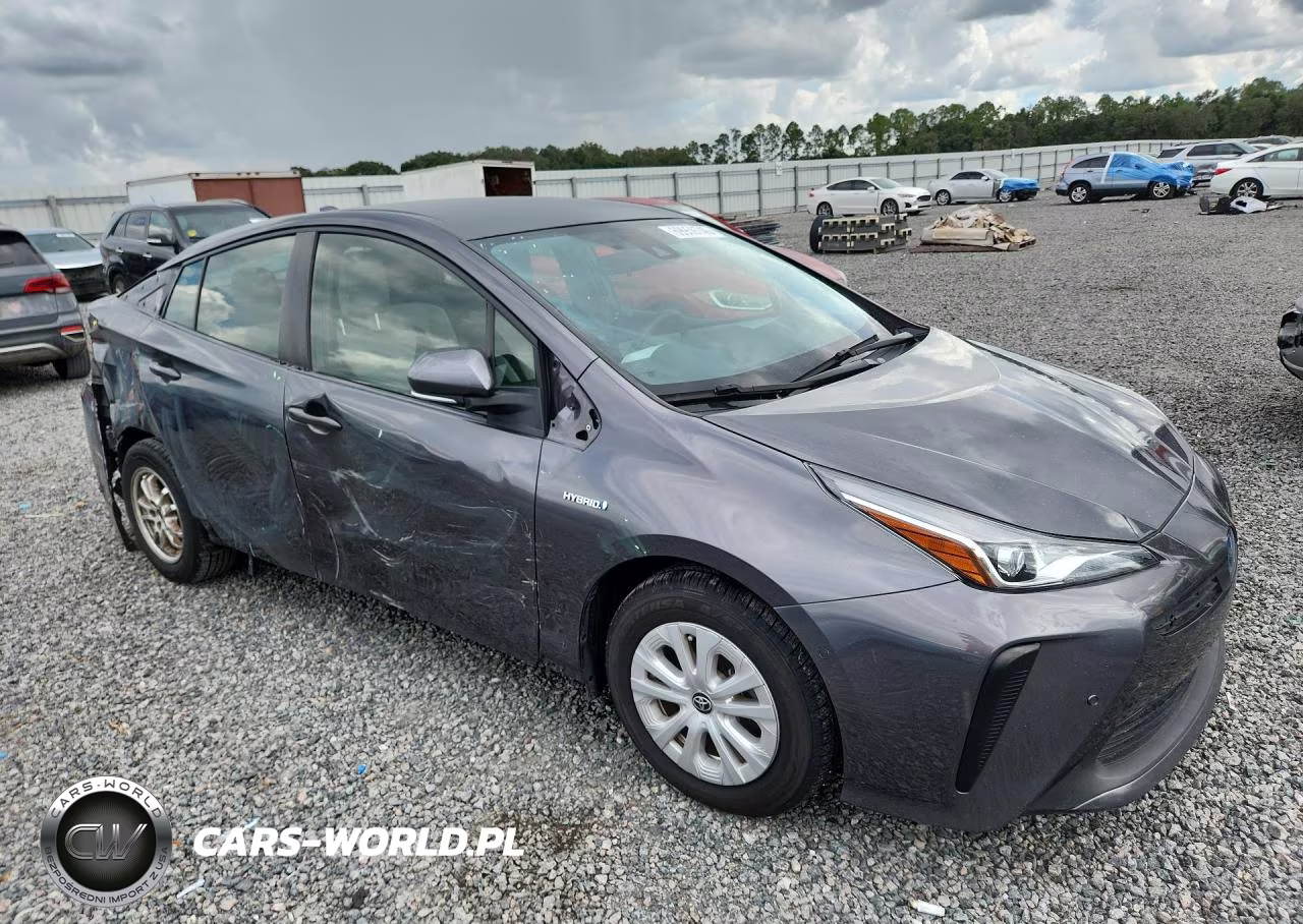 2021 Toyota Prius Le VIN:JTDKAMFU1M3138254 - 4