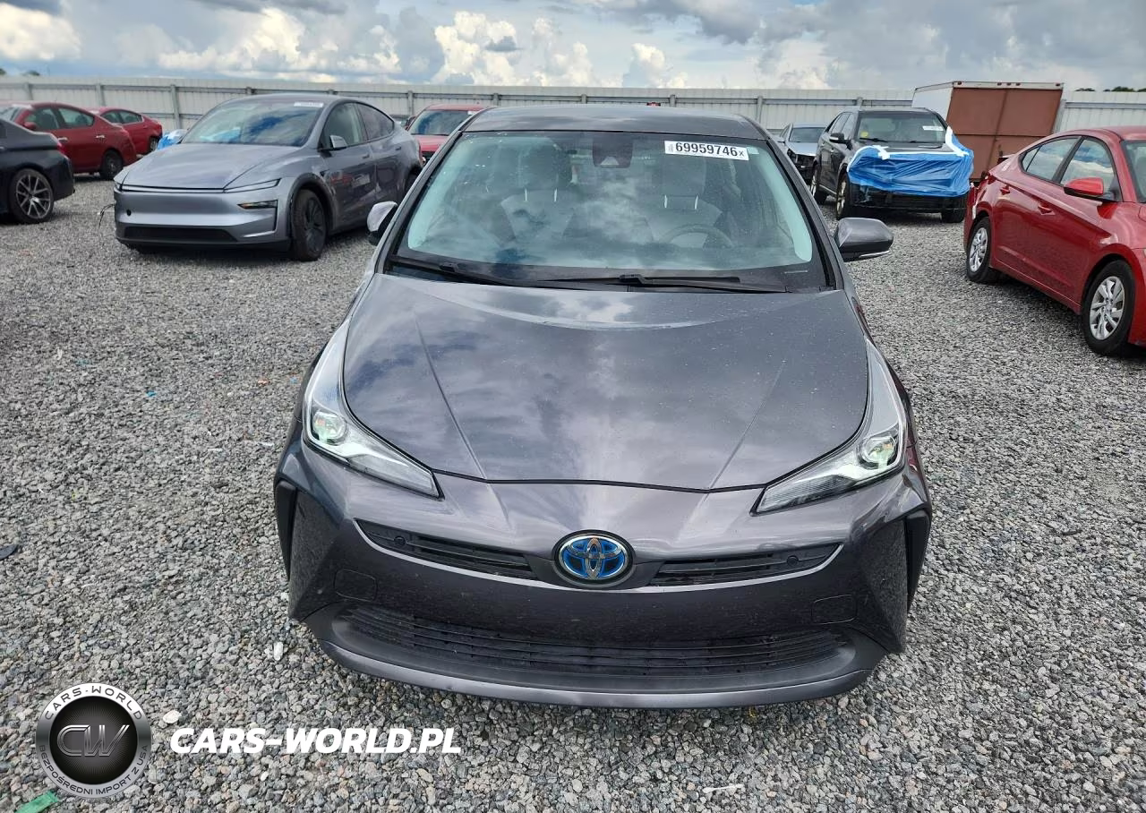 2021 Toyota Prius Le VIN:JTDKAMFU1M3138254 - 5