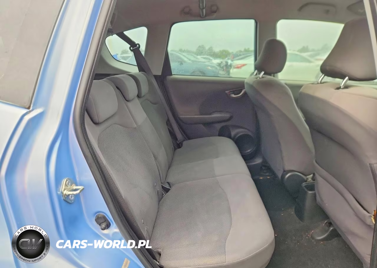 2009 Honda Fit VIN:JHMGE88239C006325 - 10