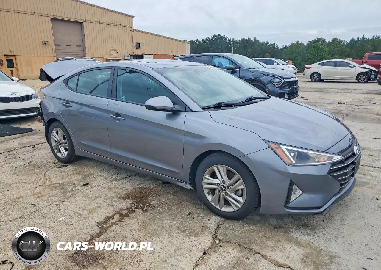2019 Hyundai Elantra Value Edition VIN:KMHD84LF9KU892242 - 4