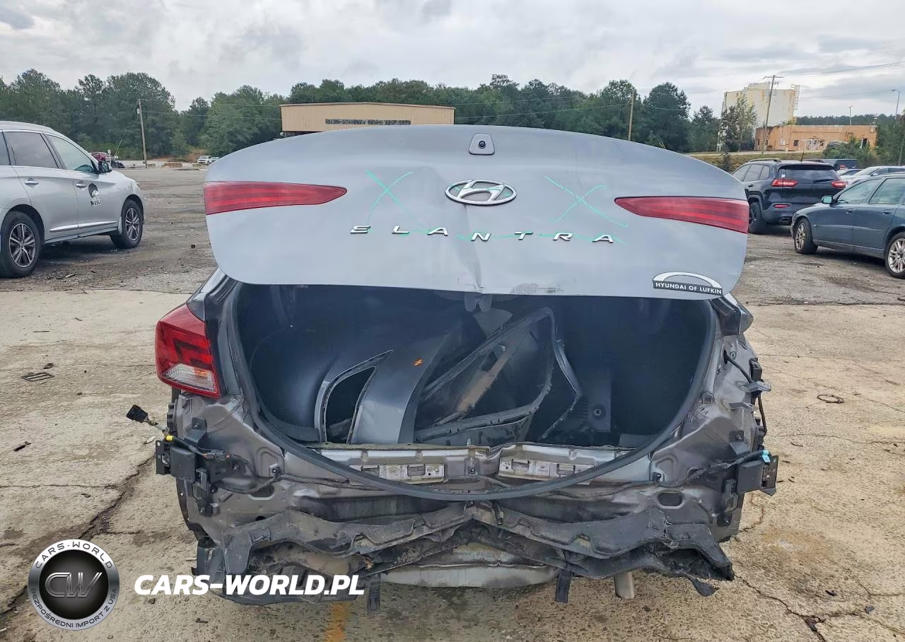 2019 Hyundai Elantra Value Edition VIN:KMHD84LF9KU892242 - 6