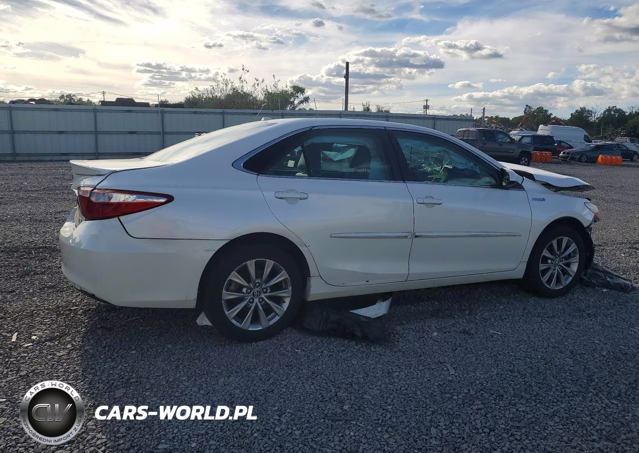 2015 Toyota Camry Hybrid Xle VIN:4T1BD1FK0FU160162 - 3