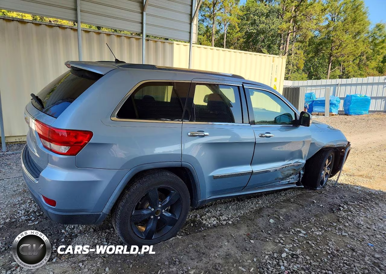 2013 Jeep Grand Cherokee Overland VIN:1C4RJECG4DC612796 - 3