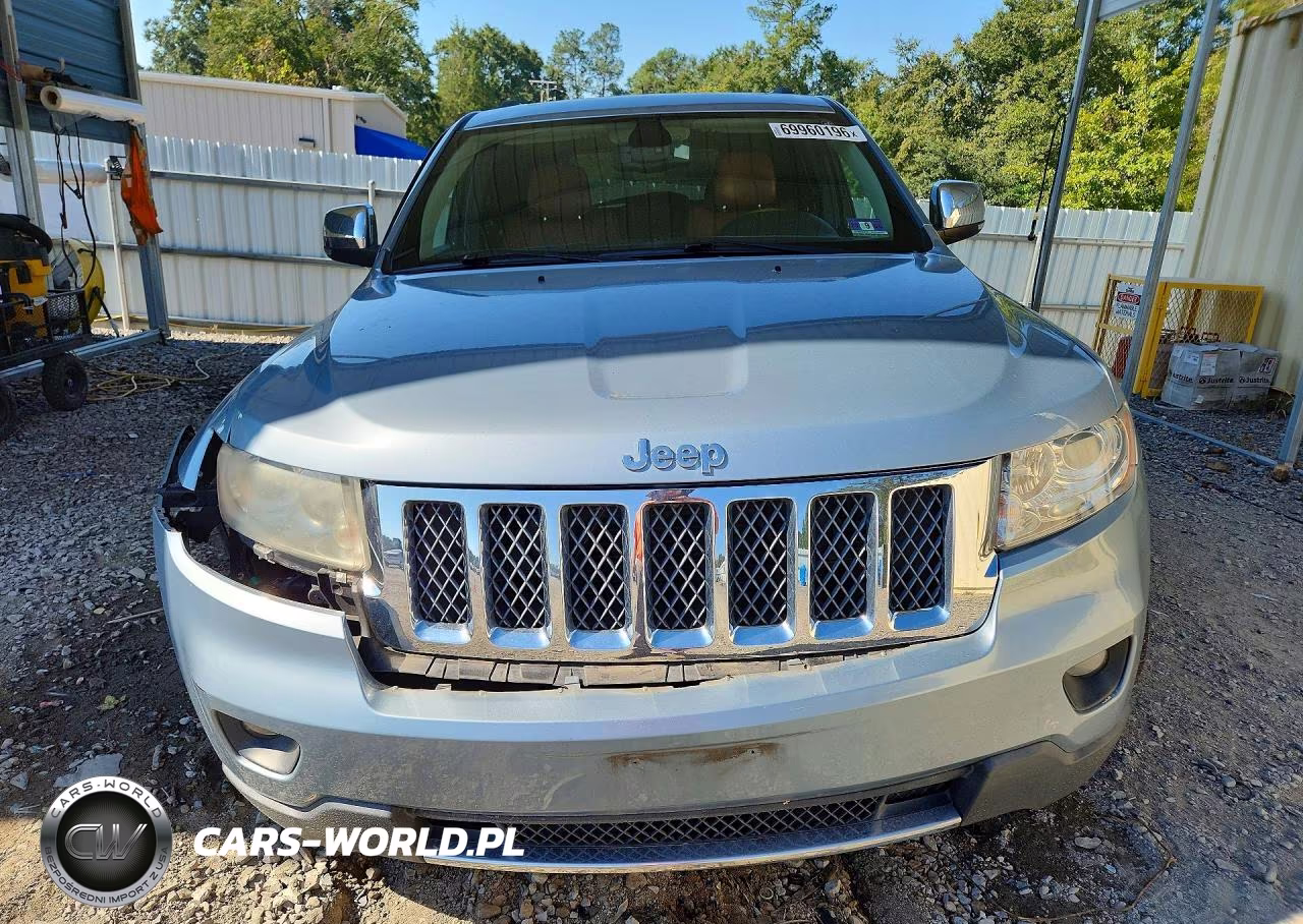 2013 Jeep Grand Cherokee Overland VIN:1C4RJECG4DC612796 - 5