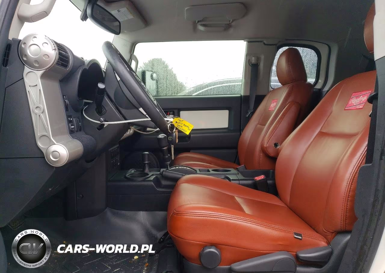 2014 Toyota Fj Cruiser Base VIN:JTEBU4BFXEK193304 - 7