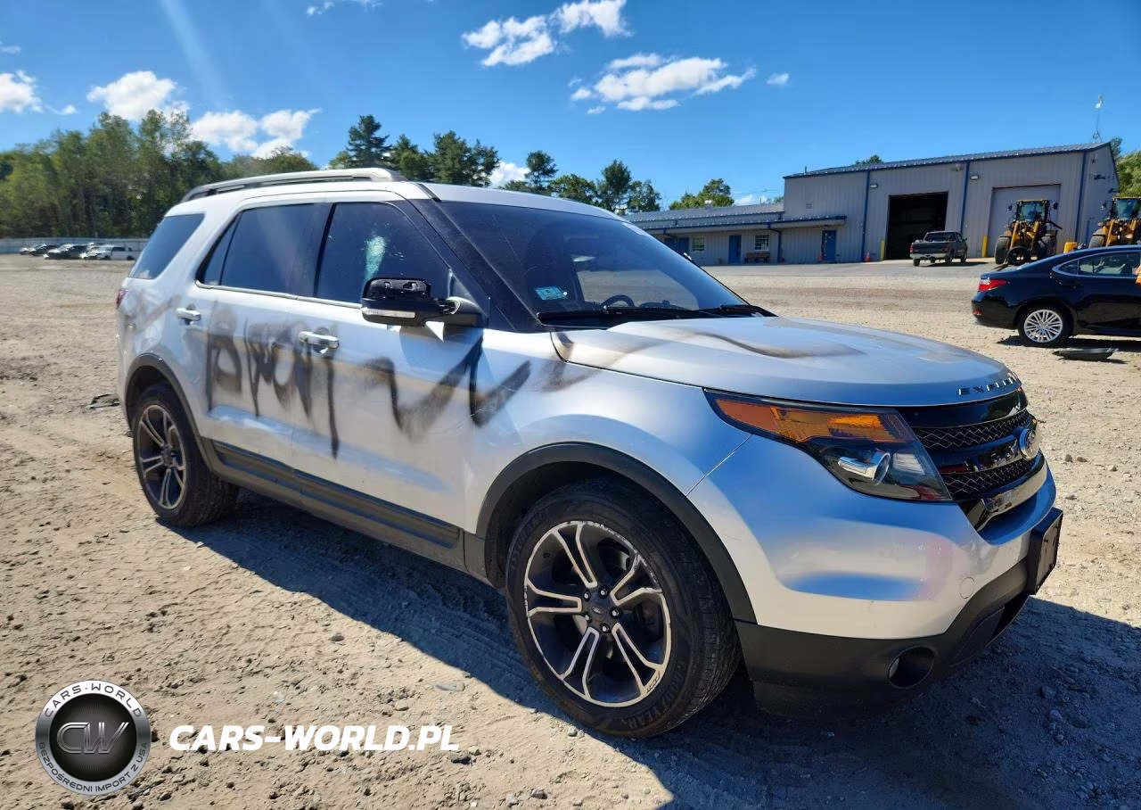 2015 Ford Explorer Sport VIN:1FM5K8GT6FGB28544 - 4