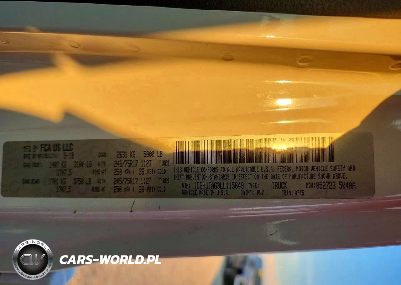 2020 Jeep Gladiator Sport VIN:1C6HJTAG3LL115649 - 12