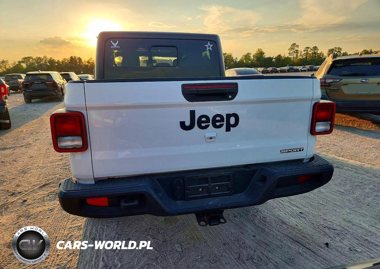2020 Jeep Gladiator Sport VIN:1C6HJTAG3LL115649 - 6