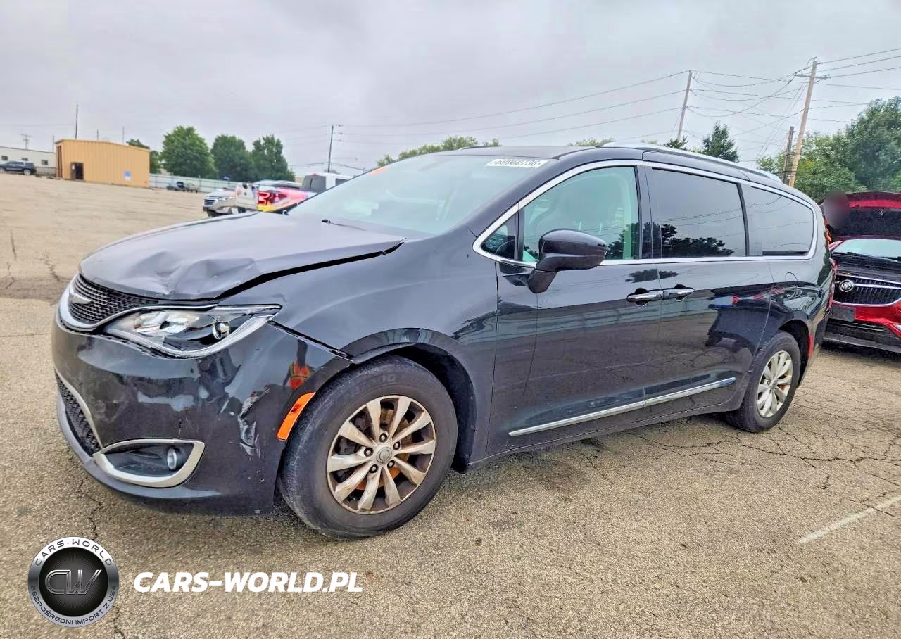 2019 Chrysler Pacifica Touring L VIN:2C4RC1BG3KR651498 - 1