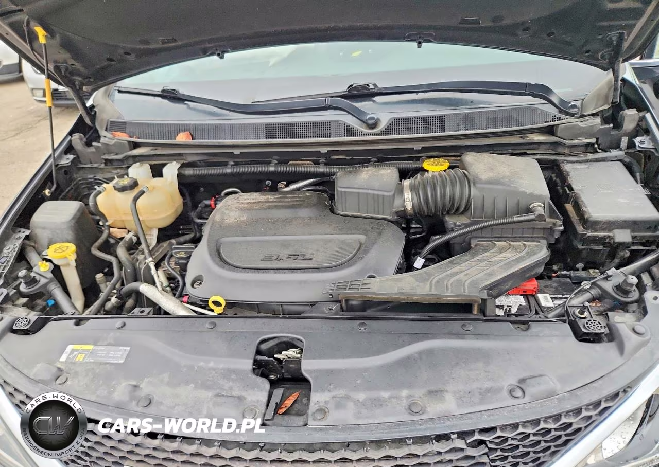 2019 Chrysler Pacifica Touring L VIN:2C4RC1BG3KR651498 - 12