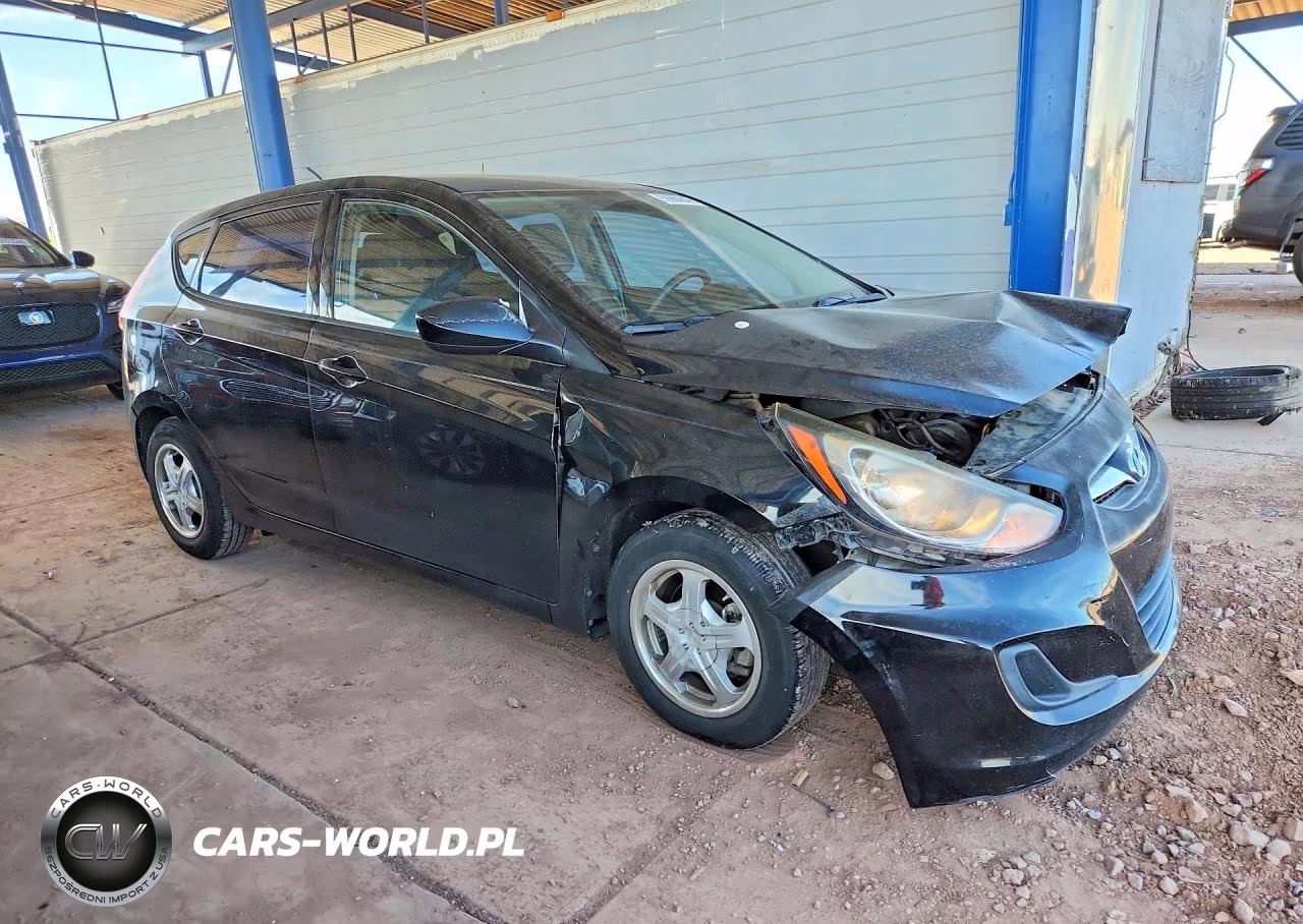 2013 Hyundai Accent Gs VIN:KMHCT5AE5DU097895 - 4