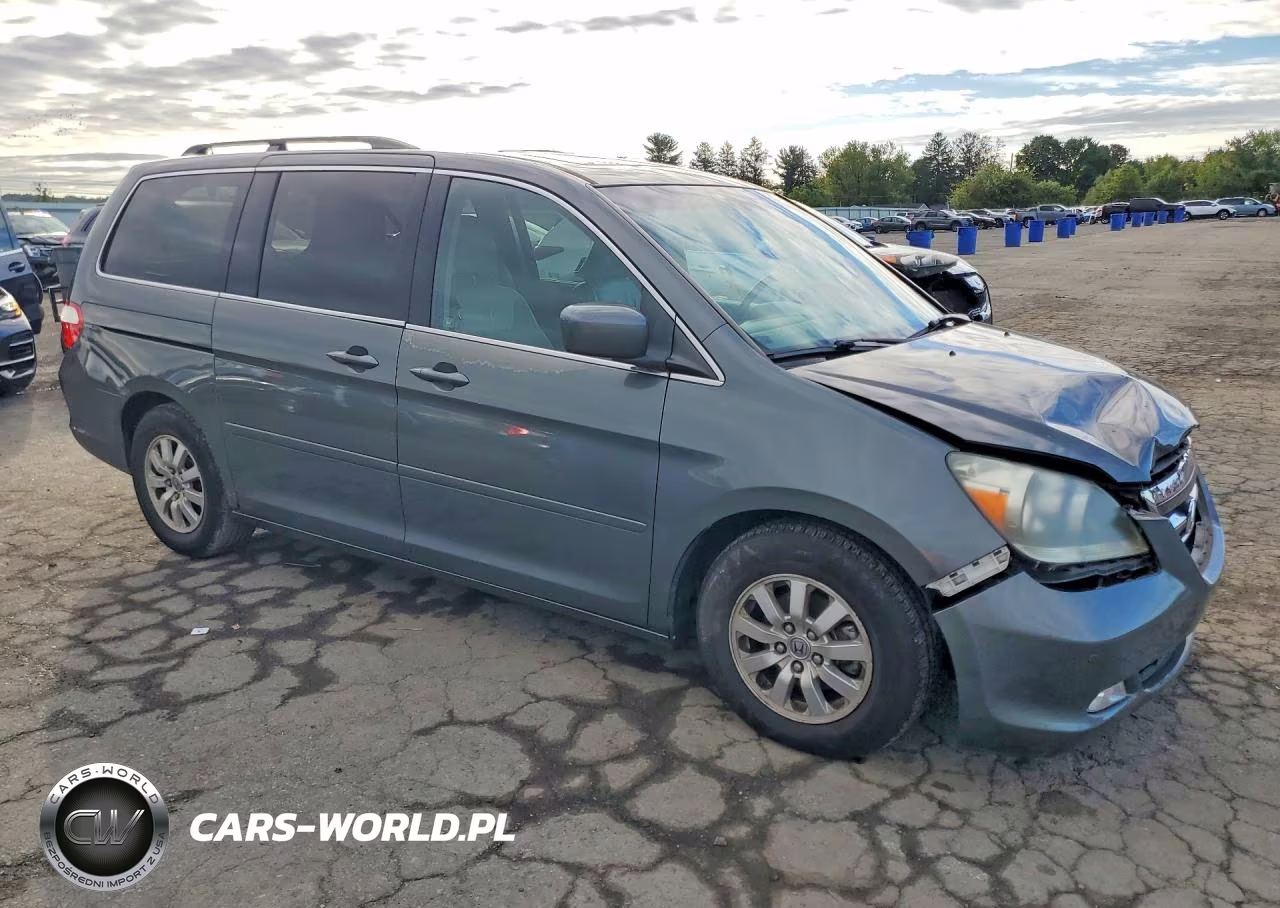 2007 Honda Odyssey Touring VIN:5FNRL38877B113675 - 4