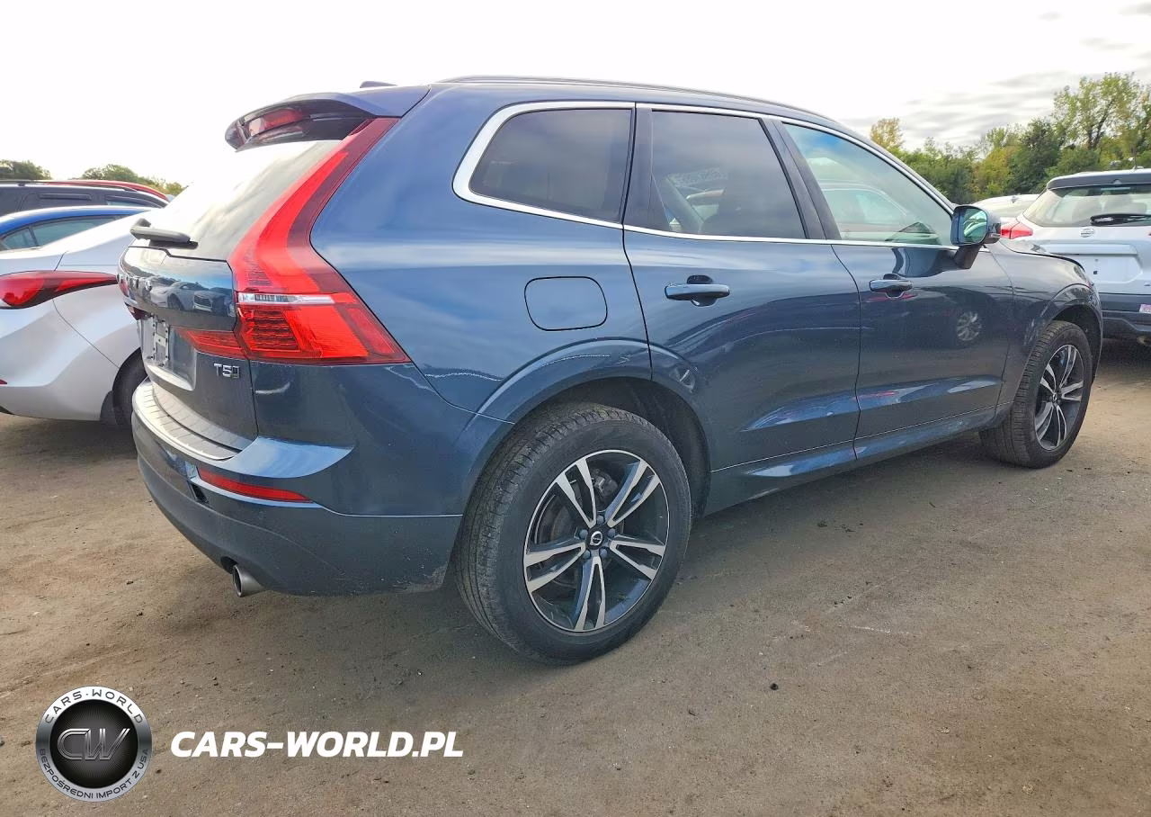 2020 Volvo Xc60 T5 Momentum VIN:YV4102RK0L1575747 - 3
