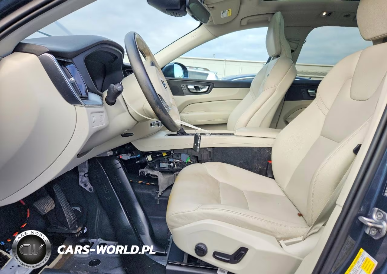 2020 Volvo Xc60 T5 Momentum VIN:YV4102RK0L1575747 - 7
