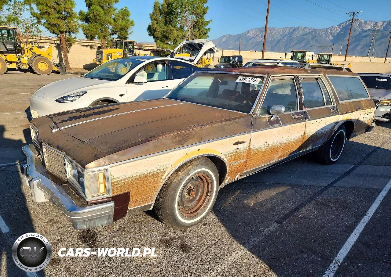 1985 Oldsmobile Custom Cruiser – zdjęcie 1 z 12