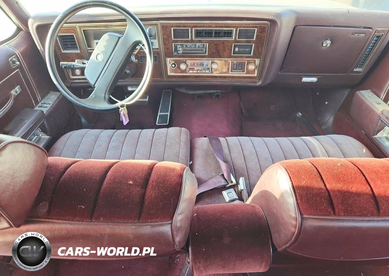1985 Oldsmobile Custom Cruiser VIN:1G3BP35Y3F9063568 - 8