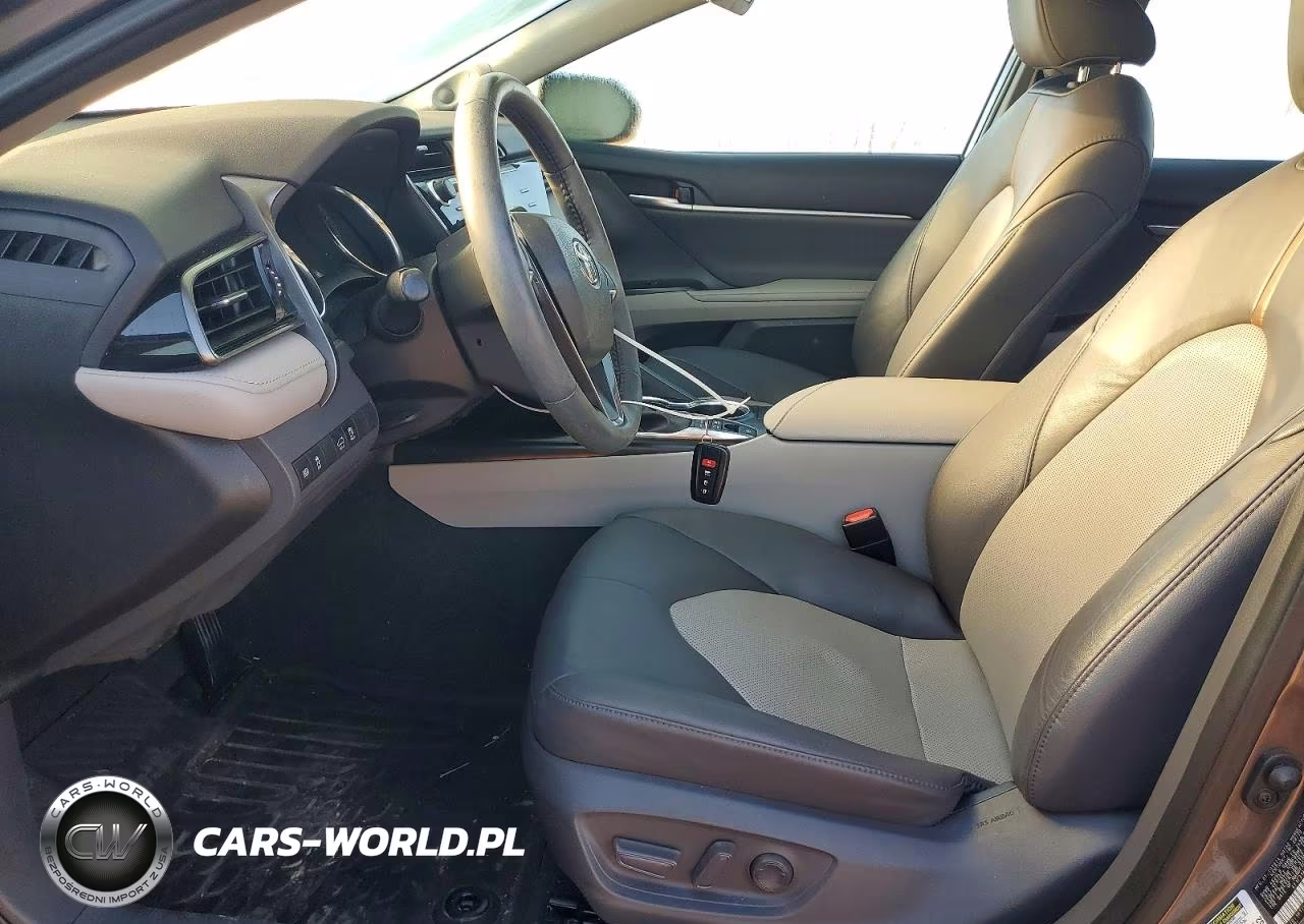 2020 Toyota Camry Xle VIN:4T1F31AK5LU017571 - 7