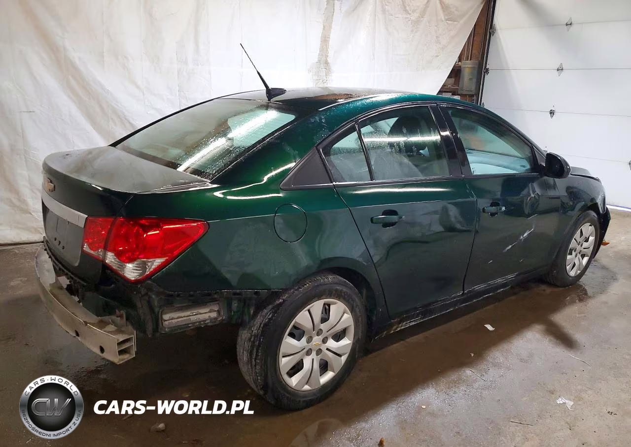 2014 Chevrolet Cruze Ls VIN:1G1PA5SH9E7321716 - 3
