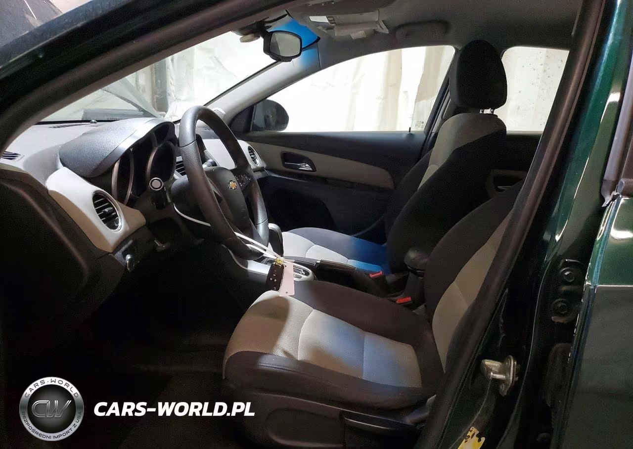 2014 Chevrolet Cruze Ls VIN:1G1PA5SH9E7321716 - 7