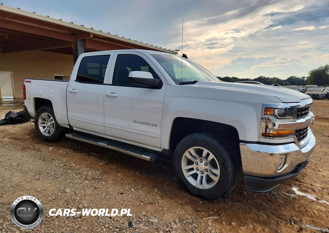 2018 Chevrolet Silverado K1500 Lt VIN:3GCUKREC3JG575578 - 4