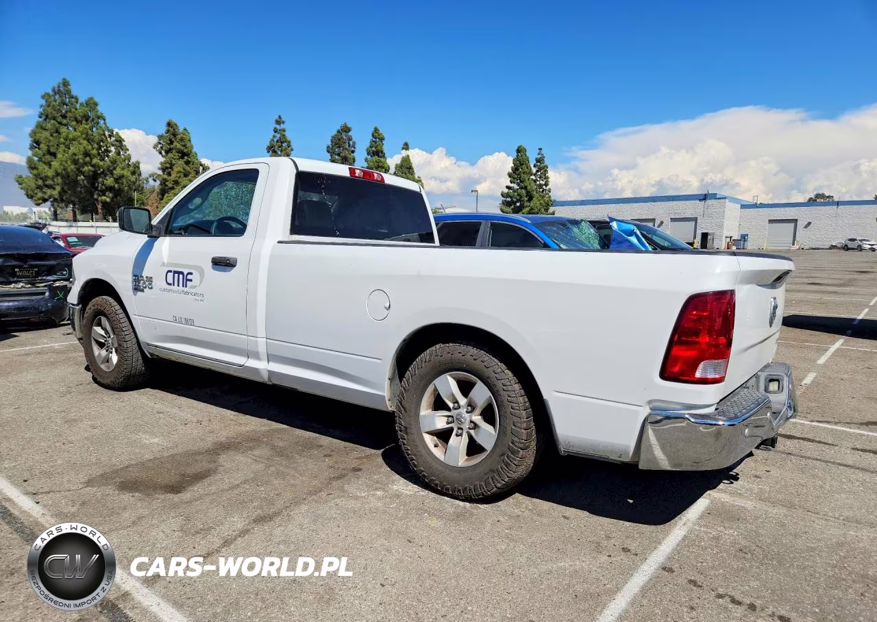 2019 Ram 1500 Classic Tradesman VIN:3C6JR6DG2KG535907 - 2