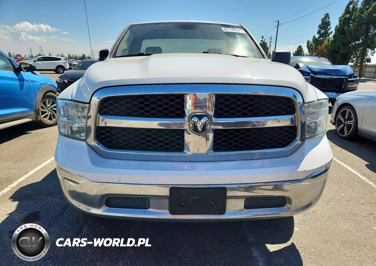 2019 Ram 1500 Classic Tradesman VIN:3C6JR6DG2KG535907 - 5