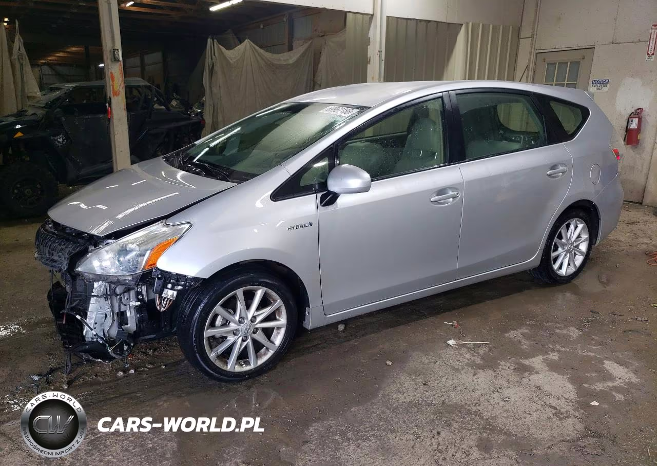 2013 Toyota Prius V Five – zdjęcie 1 z 14