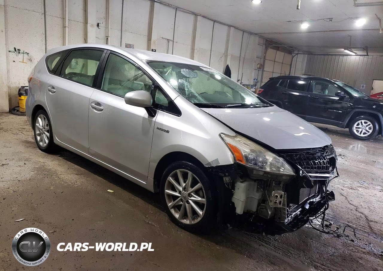 2013 Toyota Prius V Five VIN:JTDZN3EUXD3285333 - 4