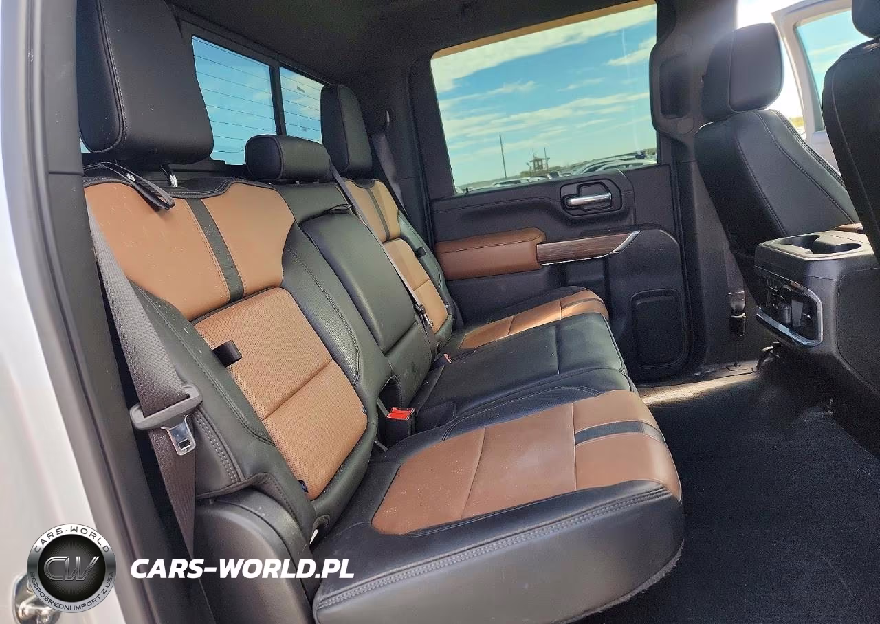 2020 Chevrolet Silverado K2500 High Country VIN:1GC4YREY1LF111204 - 10