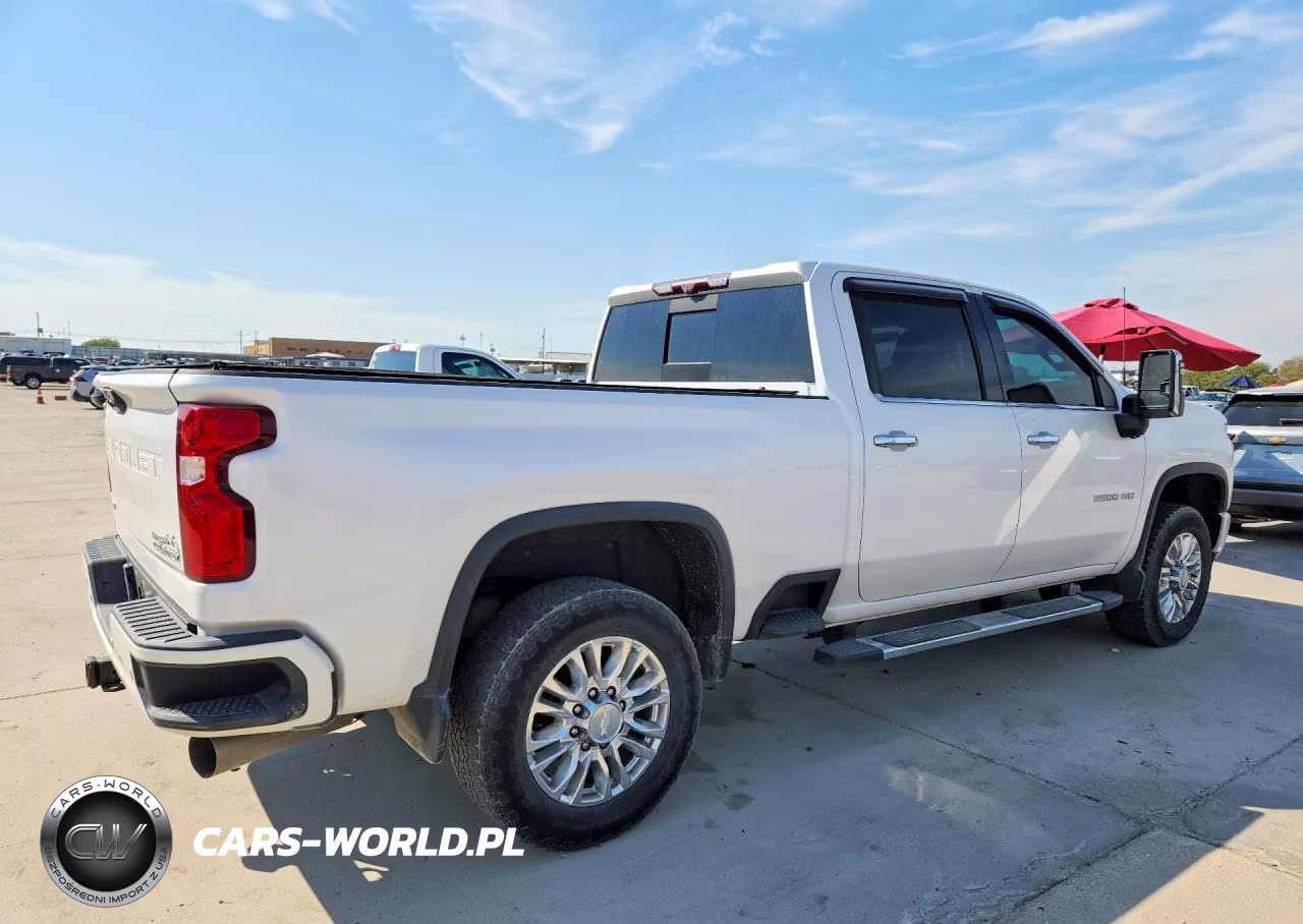 2020 Chevrolet Silverado K2500 High Country VIN:1GC4YREY1LF111204 - 3