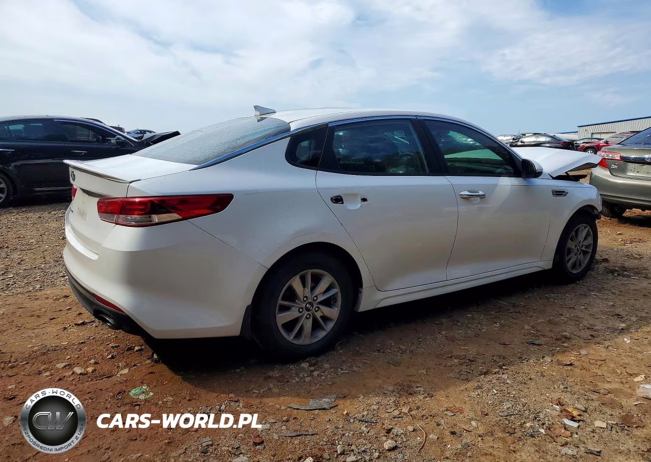 2017 Kia Optima Lx VIN:5XXGT4L34HG126990 - 3