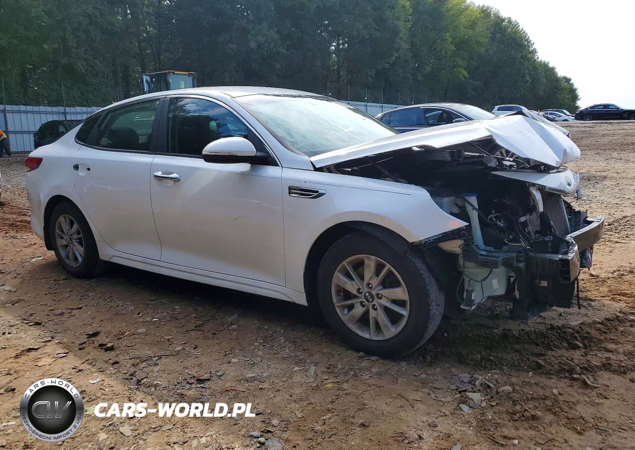 2017 Kia Optima Lx VIN:5XXGT4L34HG126990 - 4