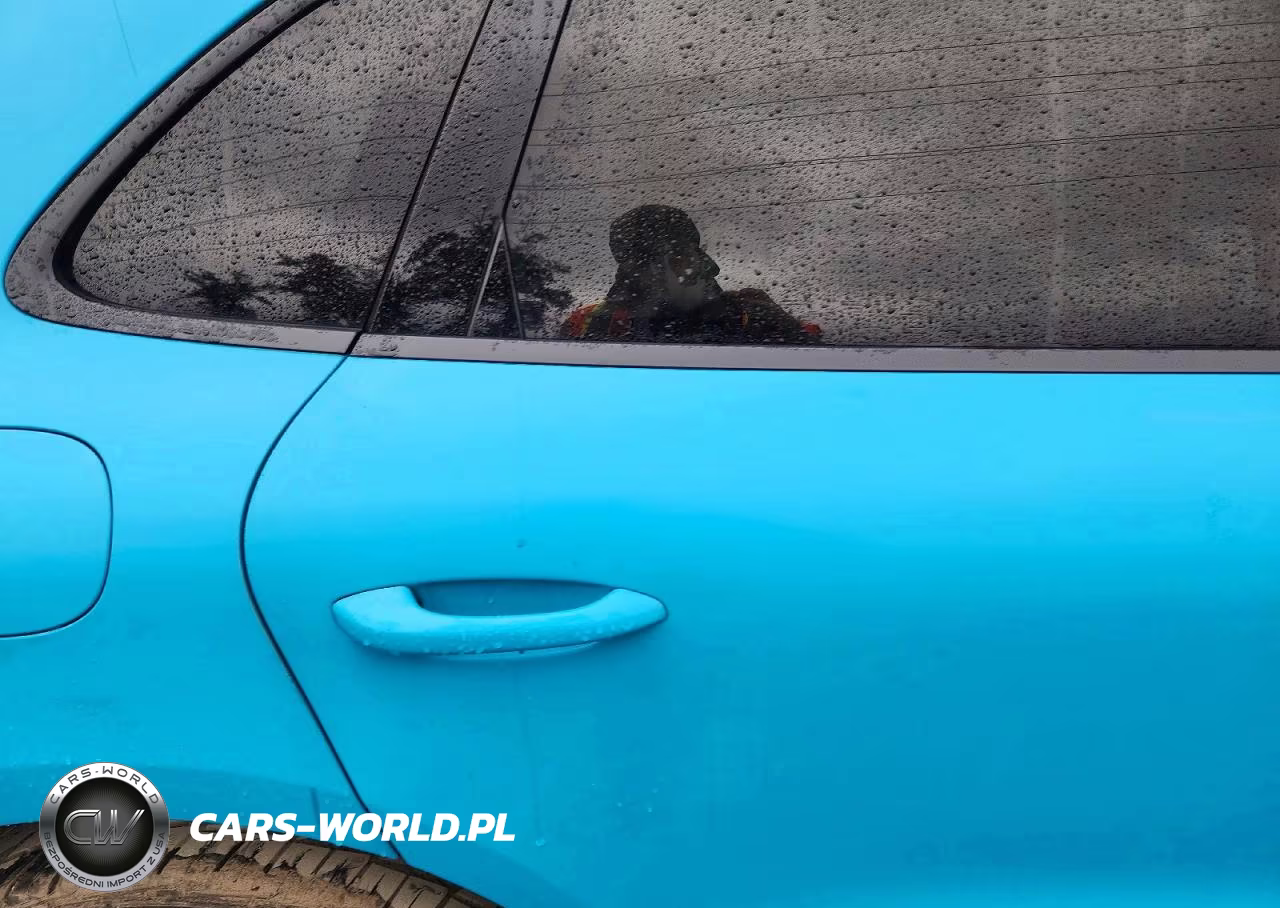 2018 Porsche Macan VIN:WP1AA2A55JLB18597 - 11